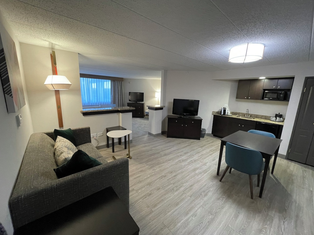 Holiday Inn Chicago Northwest Elgin by IHG - photo 19