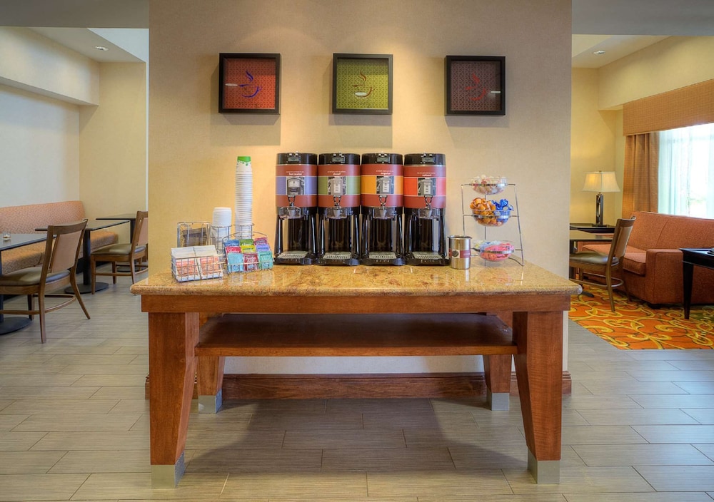 Hampton Inn & Suites McAllen - photo 36