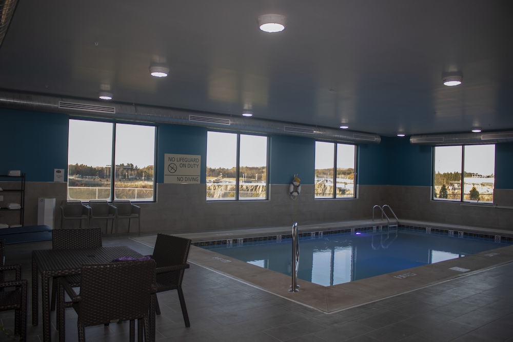 Hampton Inn & Suites Portland West - photo 62