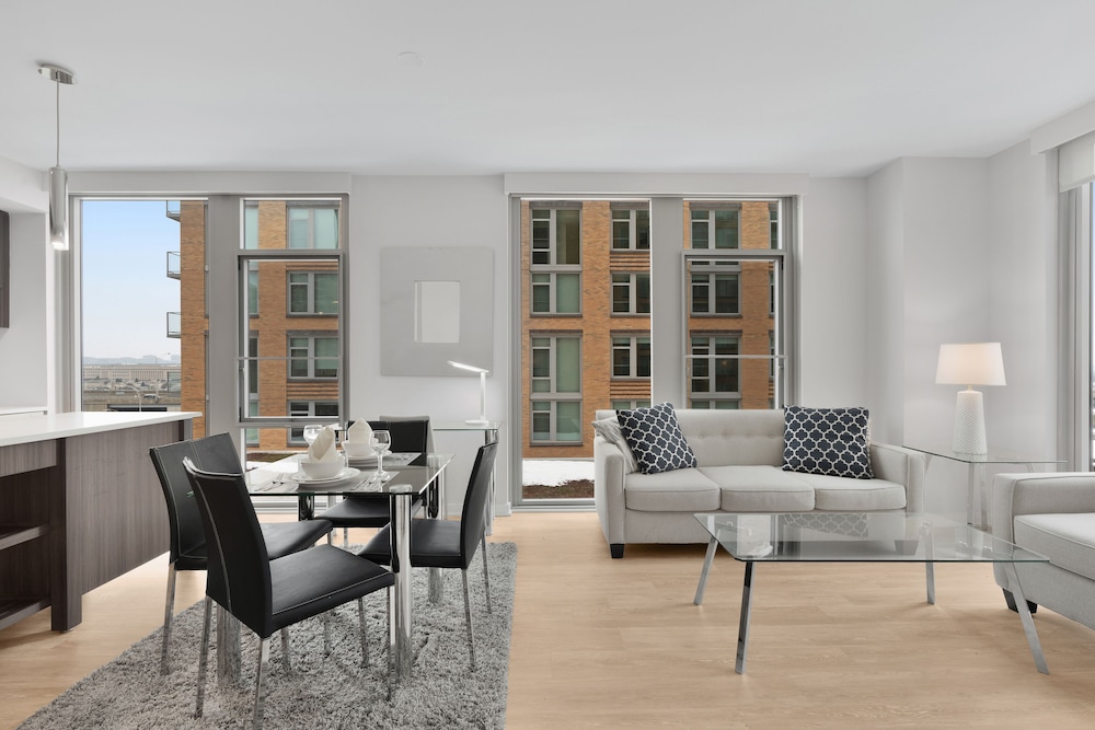 Global Luxury Suites Crystal City - photo 62