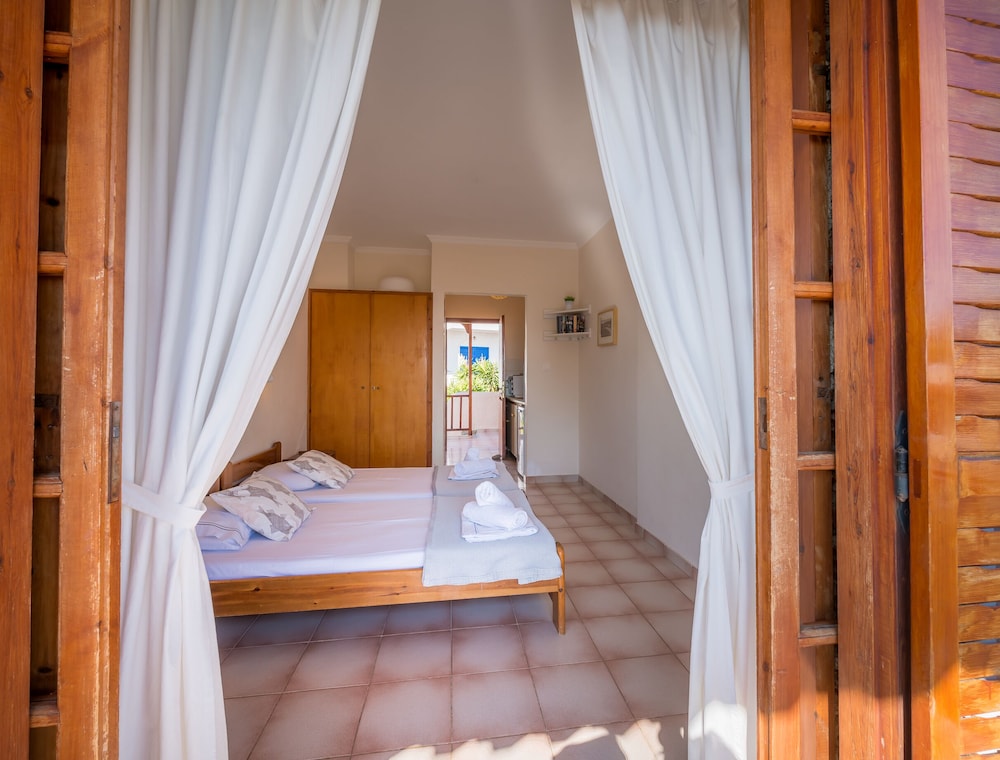 123 Soleil Studios — Aegina — photo 4