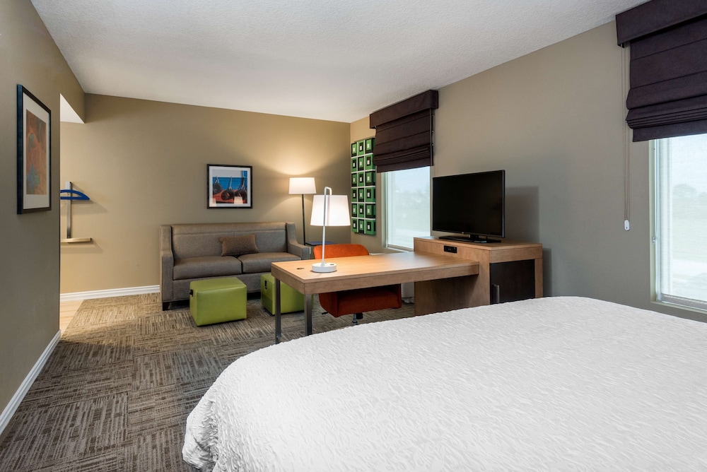 Hampton Inn & Suites West Melbourne Palm Bay Road - photo 13