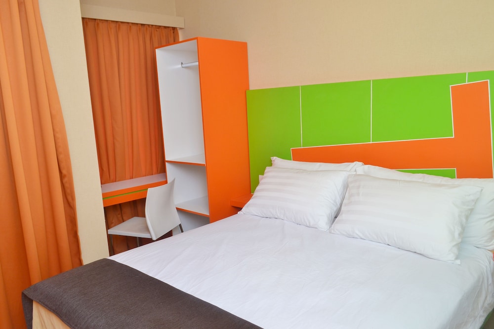 Titanium Express HomTel - carbon neutral hotel in Jakarta