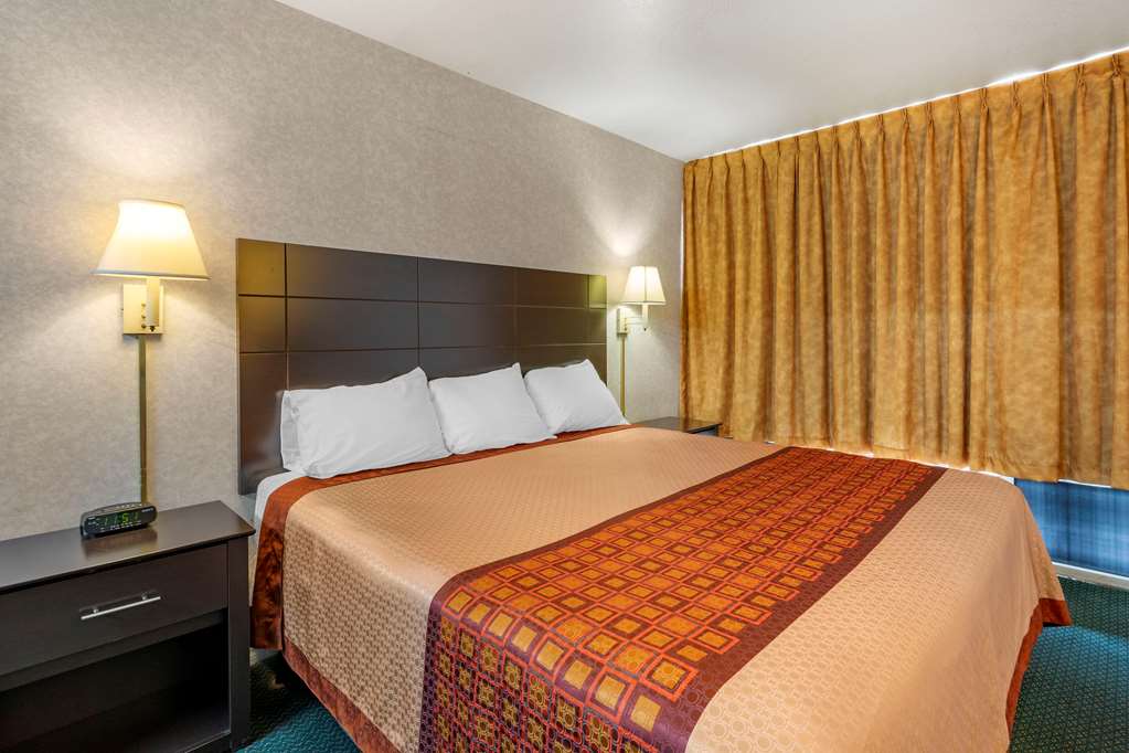 Rodeway Inn Clearwater Largo - photo 19