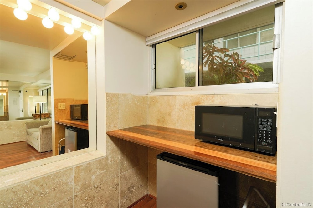 Diamond Head Beach Hotel - photo 30