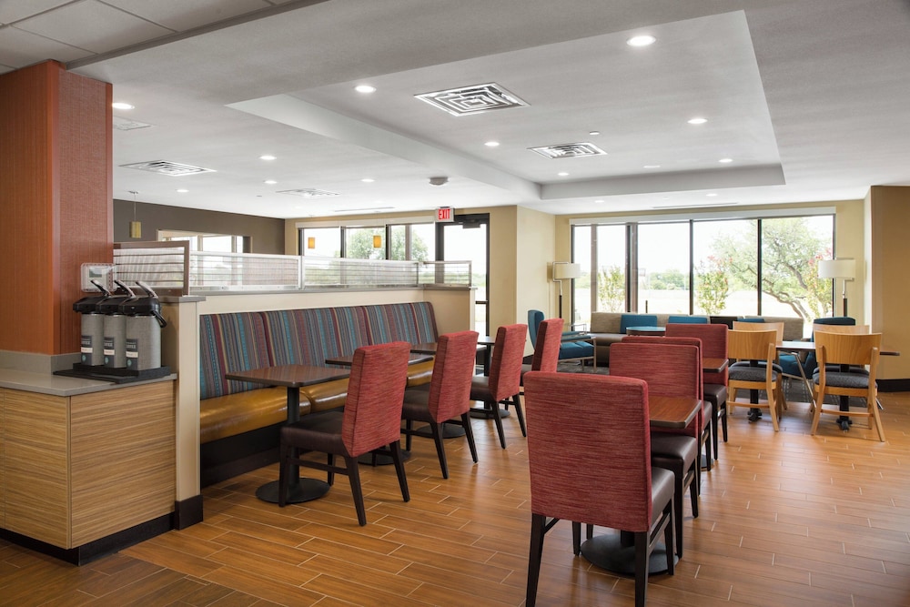 TownePlace Suites by Marriott Austin North Lakeline - photo 24