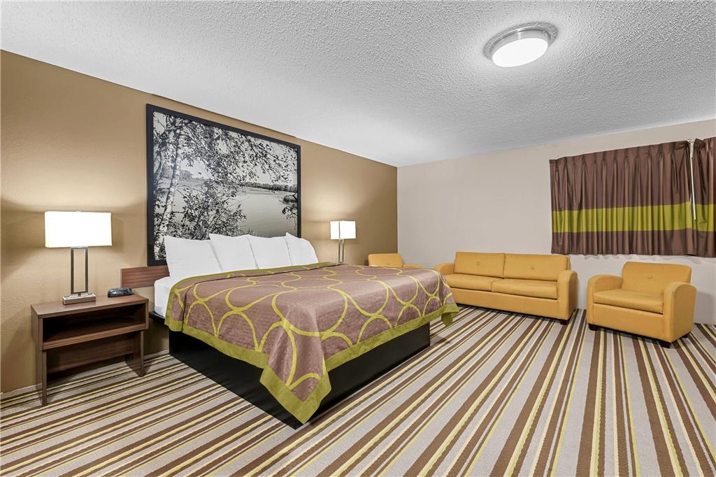 Super 8 by Wyndham Blue Earth - photo 26
