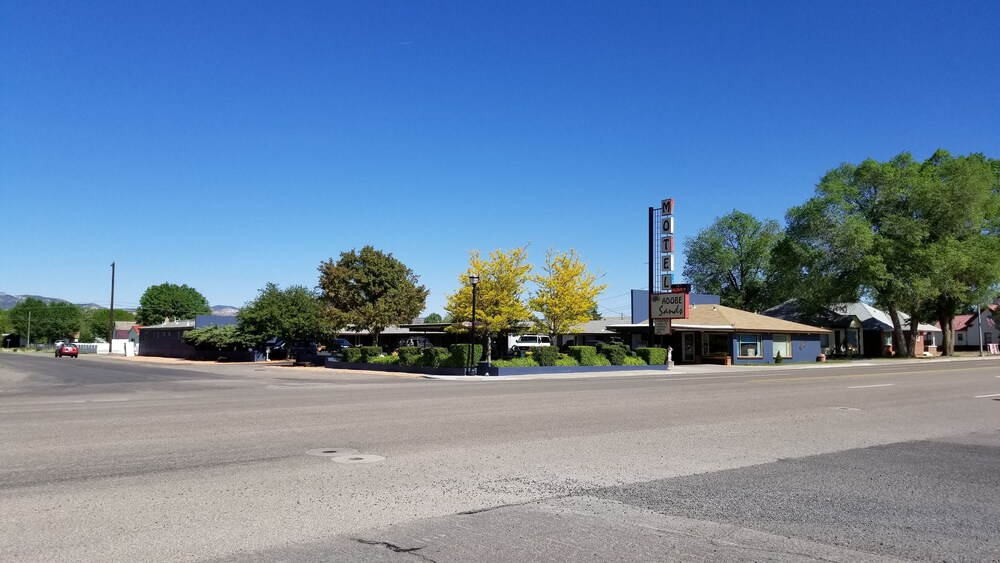 Adobe Sands Motel - photo 36
