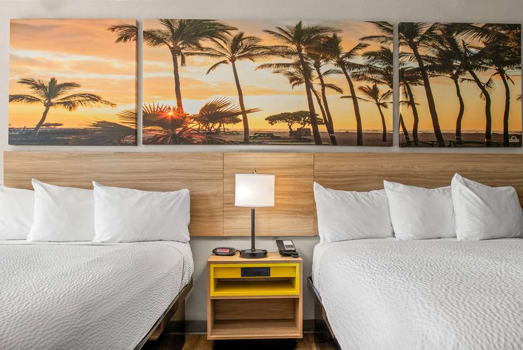 Days Inn & Suites by Wyndham Artesia - photo 29