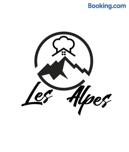 Logis Hôtel les Alpes in Allevard, France