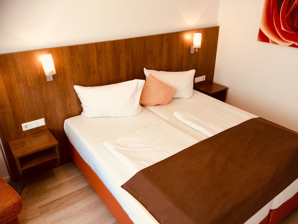Hotel Triton - carbon neutral hotel in Koeln