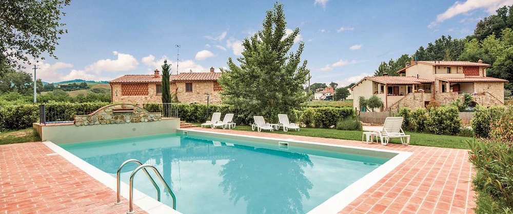 Borgo da Vinci — hotel in Volterra