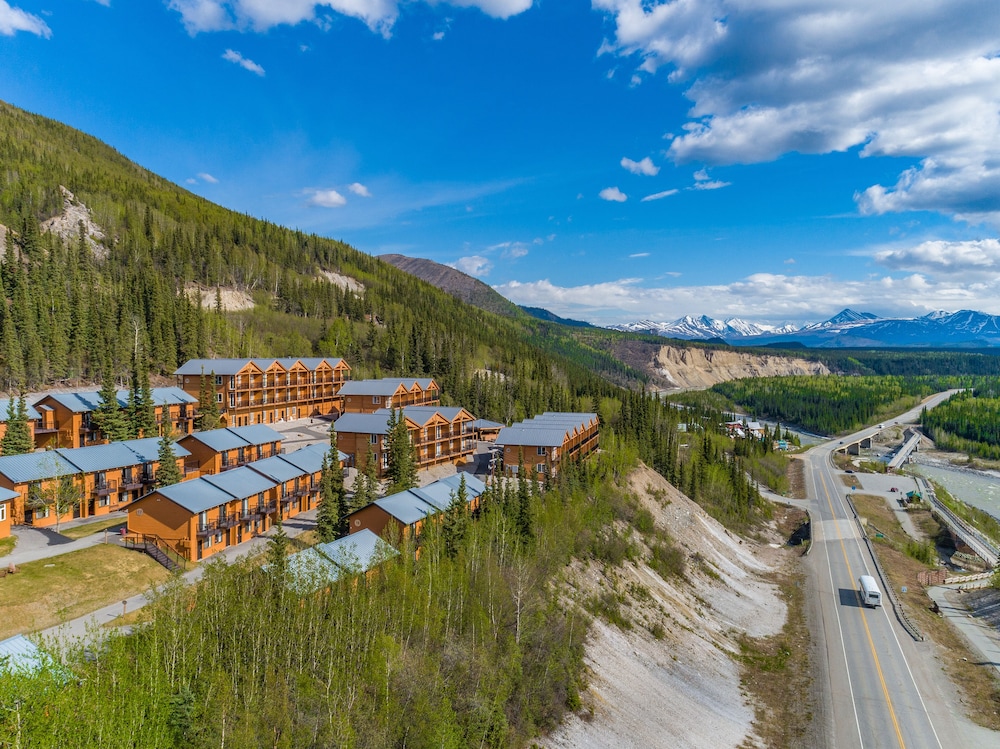 Denali Bluffs Hotel - photo 34