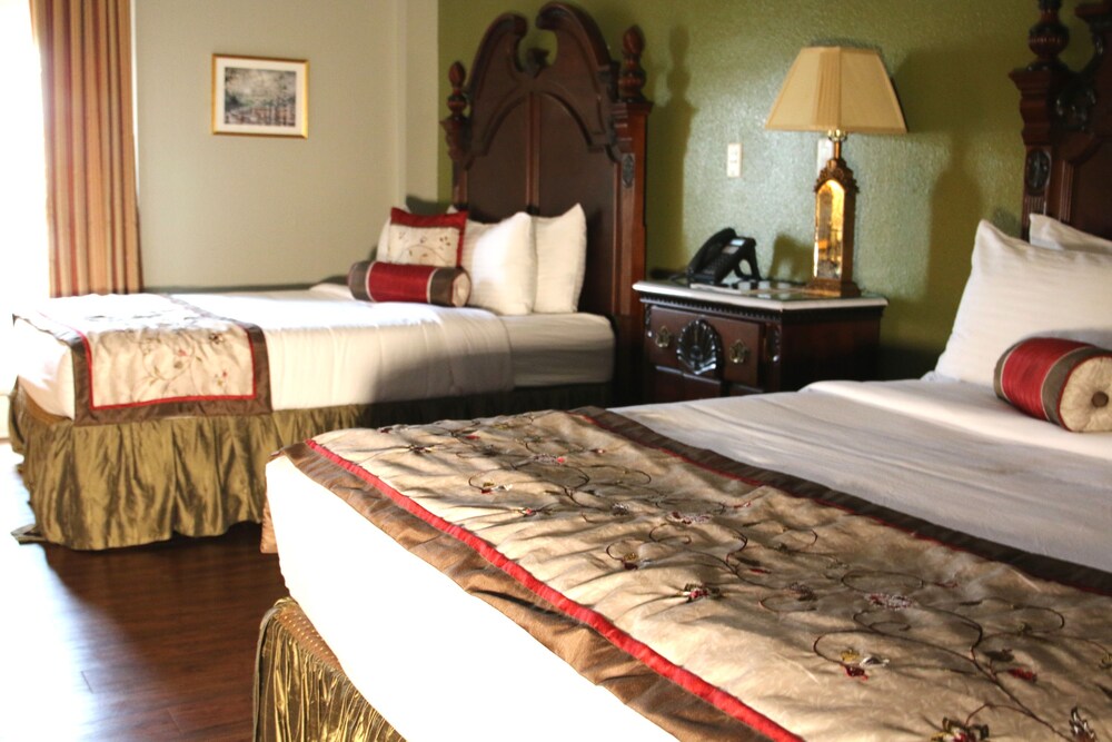 New World Inn Downtown Pensacola - photo 32