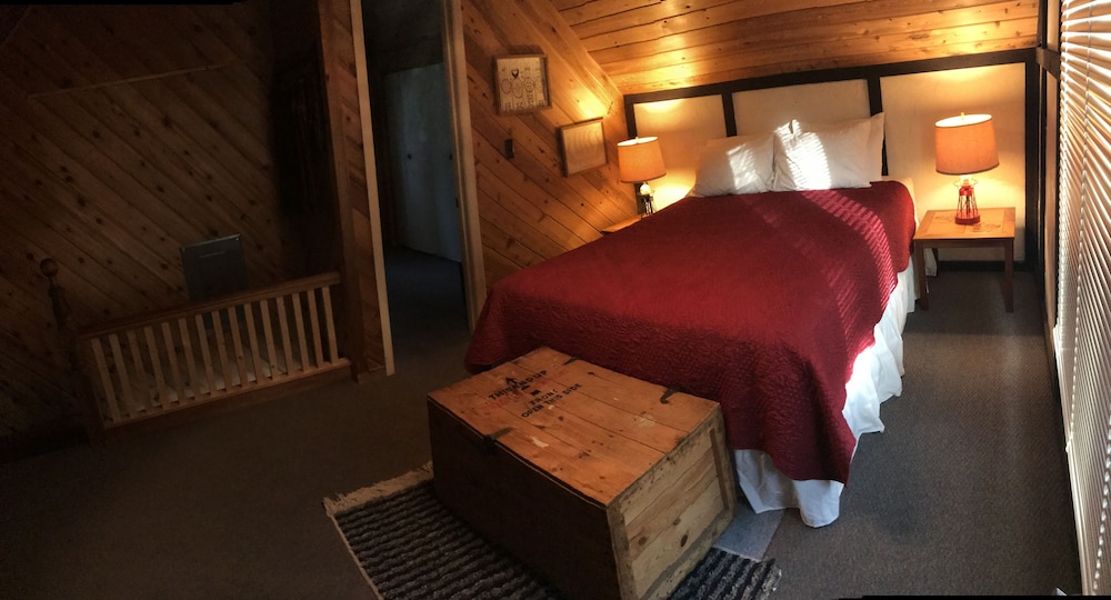 The Harbor Light Inn - photo 45