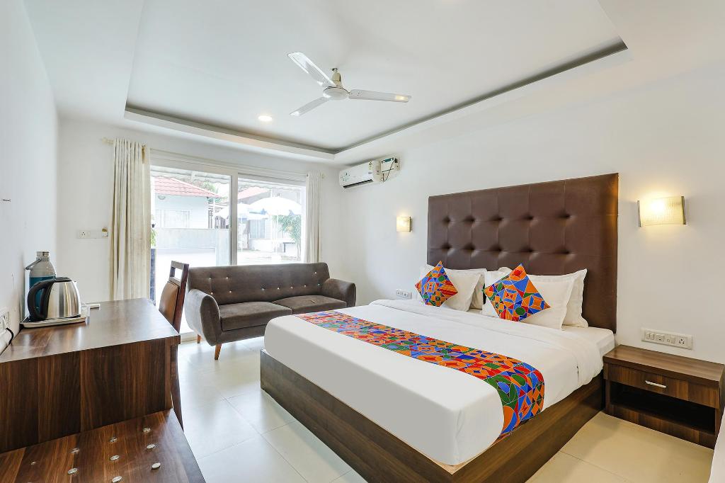 Fabhotel Serenity Sand Resort in Morjim, India