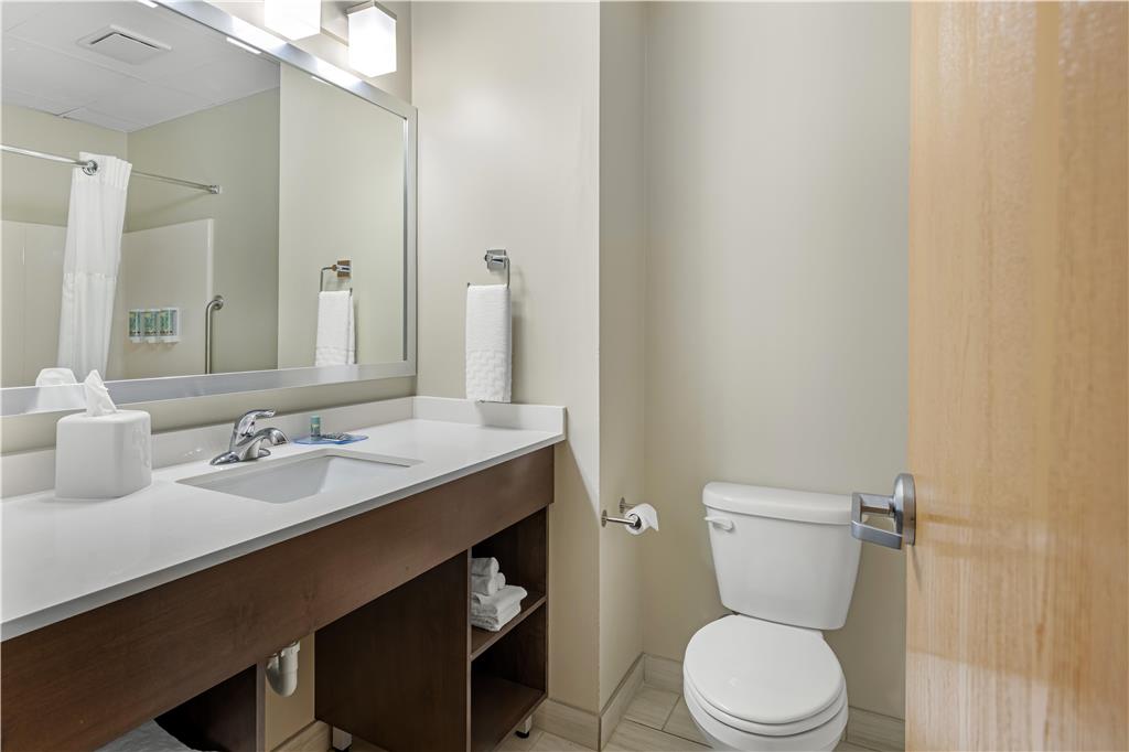 Best Western Brockport Inn & Suites - photo 33