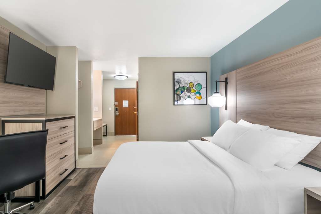 Best Western Park City Wichita North - photo 20