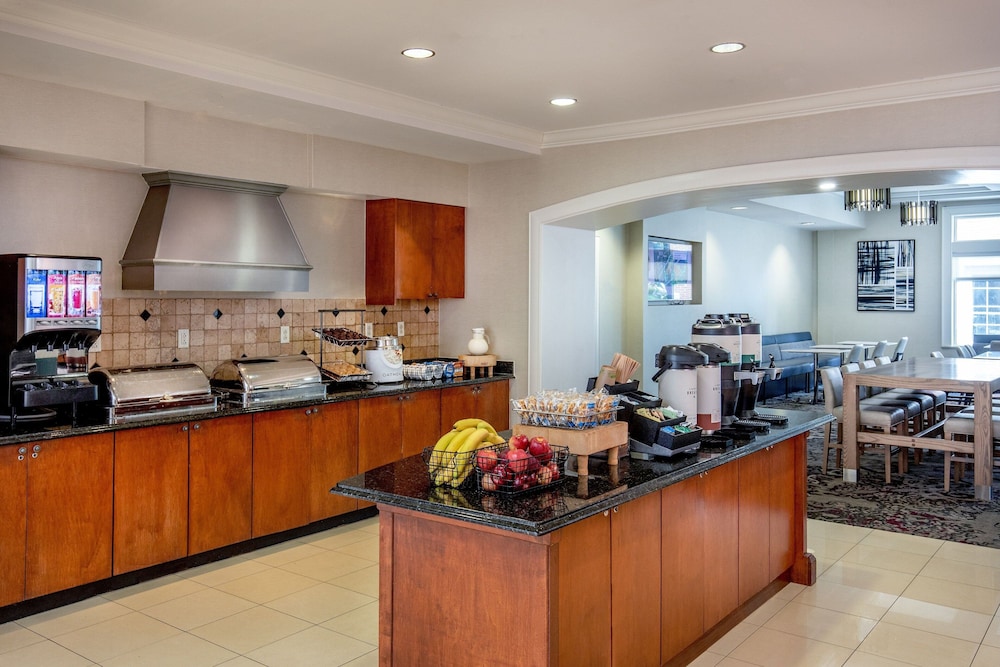 Residence Inn by Marriott Chesapeake Greenbrier - photo 46