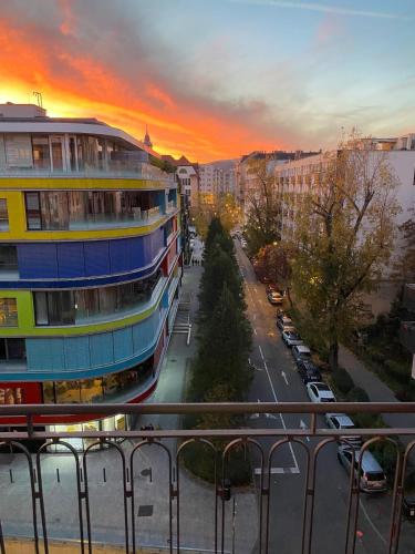 Apartment with nice view and balcony — 4-Star Luxury Hotel in Budapest, Hungary