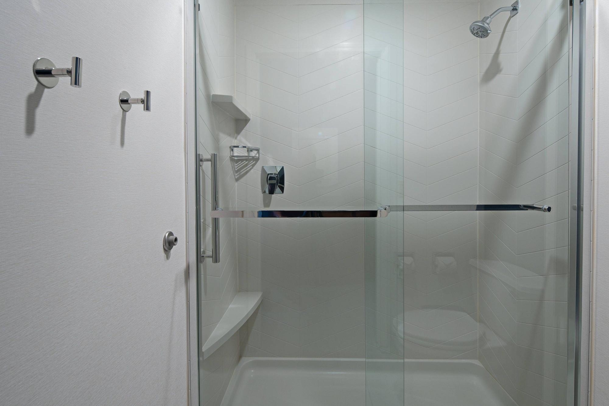 Fairfield by Marriott Inn & Suites Seattle Sea Tac Airport - photo 10