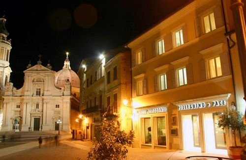 Hotel Pellegrino E Pace in Loreto, Italy