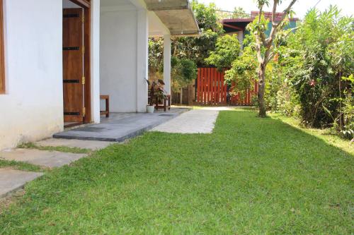 Dilsara Accommodation - carbon neutral hotel in Tangalle