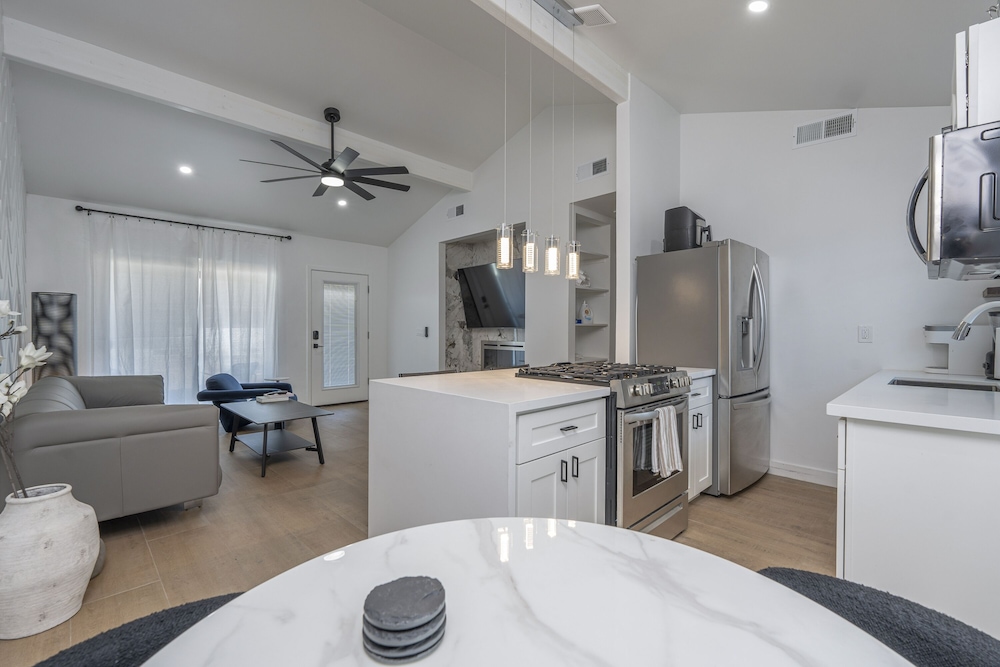 Ash & Ko Boutique Lodging - photo 33