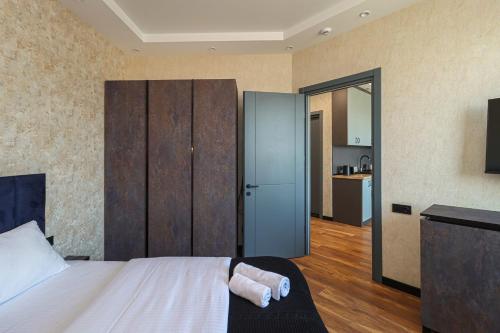 Super Stylish Apartment With Amazing Views By Wehost
