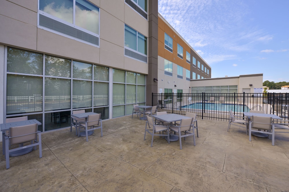 Holiday Inn Express Bethlehem by IHG - photo 27
