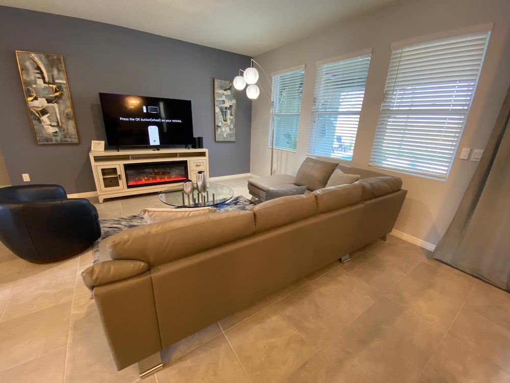 Stunning 5Bd w Pool Close to Disney @ Solterra 7829 - photo 7