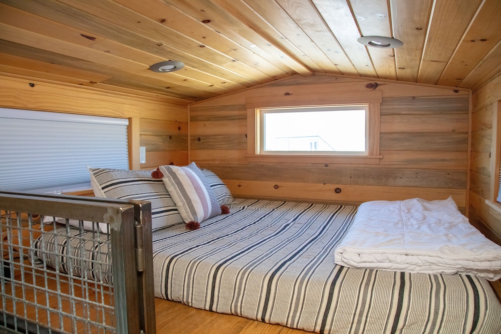 Trail and Hitch Tiny Home Hotel and RV - photo 14