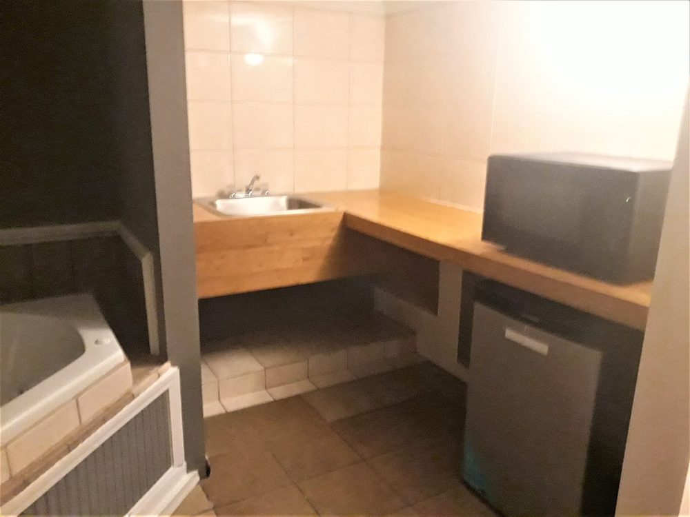 Madison Inn and Suites - photo 43