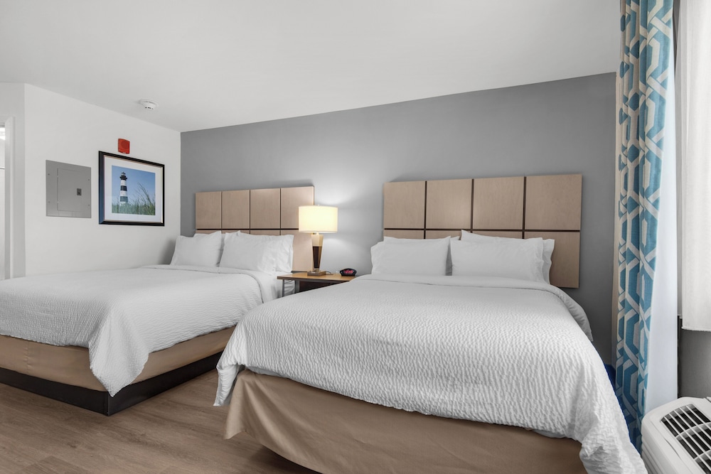 Candlewood Suites Pensacola University Area by IHG - photo 17