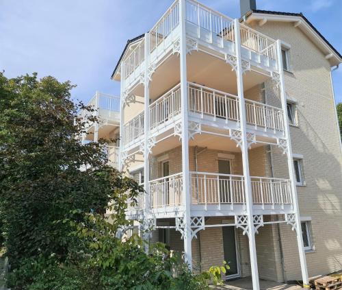 MeerBude Whg 1 — 4-Star Luxury Hotel in Gromitz, Germany