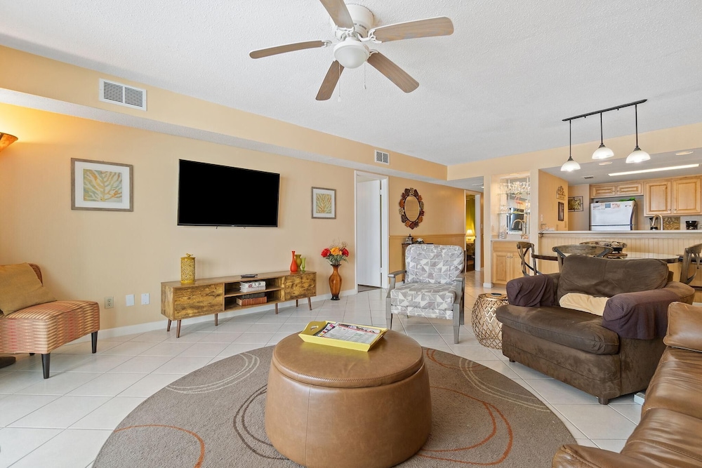 Romar Tower 5A by Vacation Homes Collection - photo 25