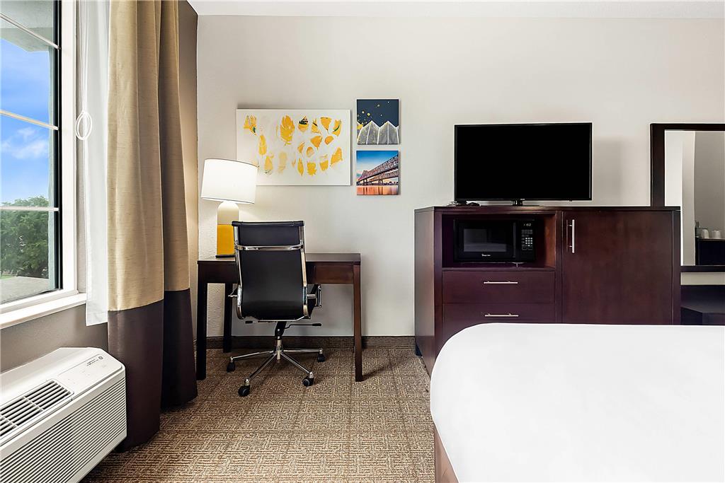 Comfort Suites New Orleans East - photo 11