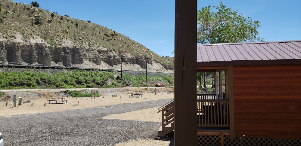 Castle Gate RV Park - photo 12