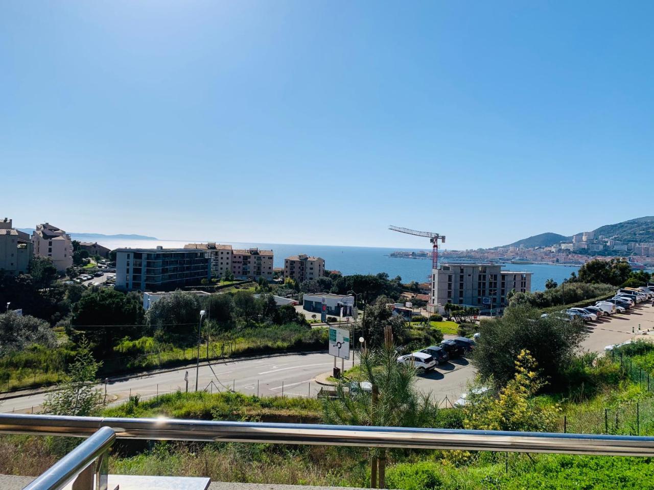 T2 Ajaccio Vue Mer — Ajaccio — photo 2