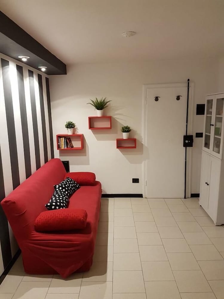 House of Angels In the Heart of Bologna — 4-Star Luxury Hotel in Bologna, Italy