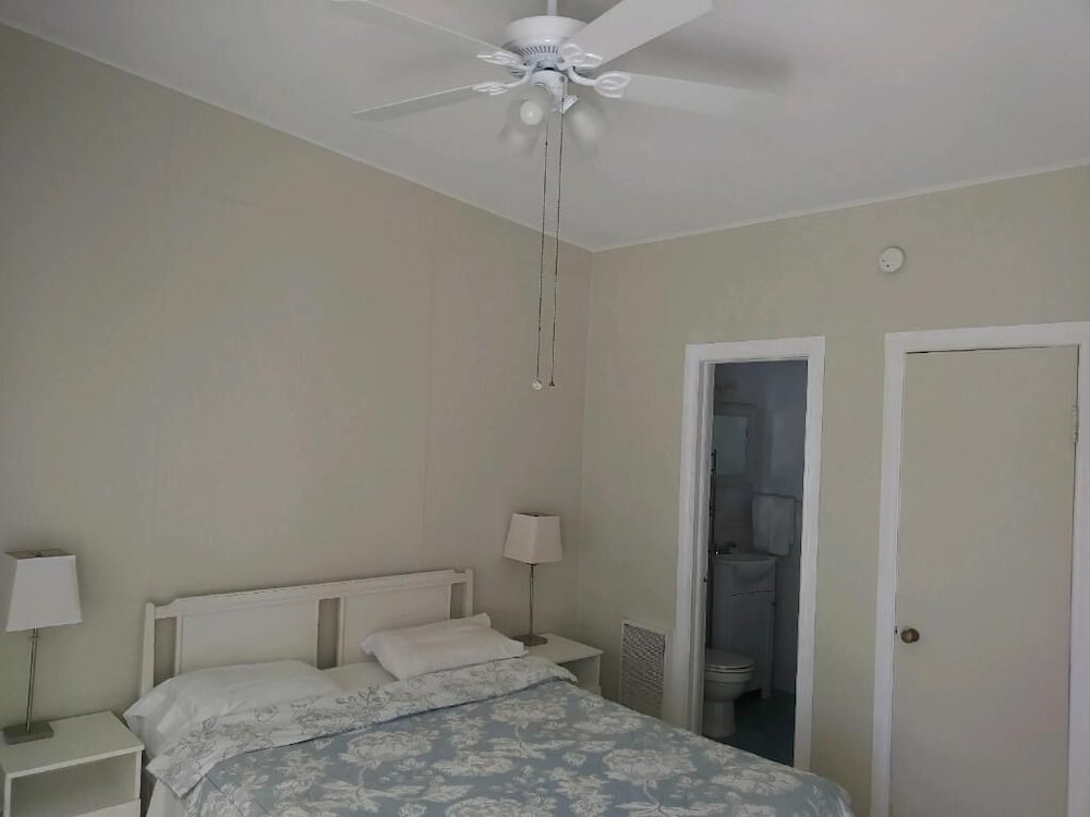 Tropical Sky Ranch Motel - photo 6