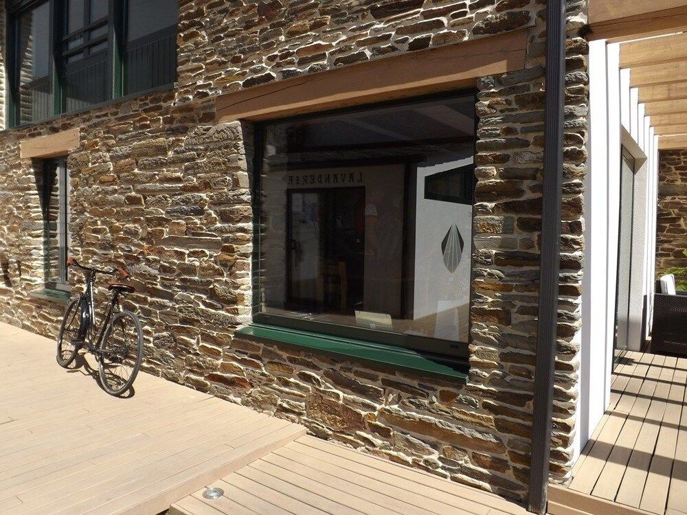 Albergue Oasis in Sarria, Spain