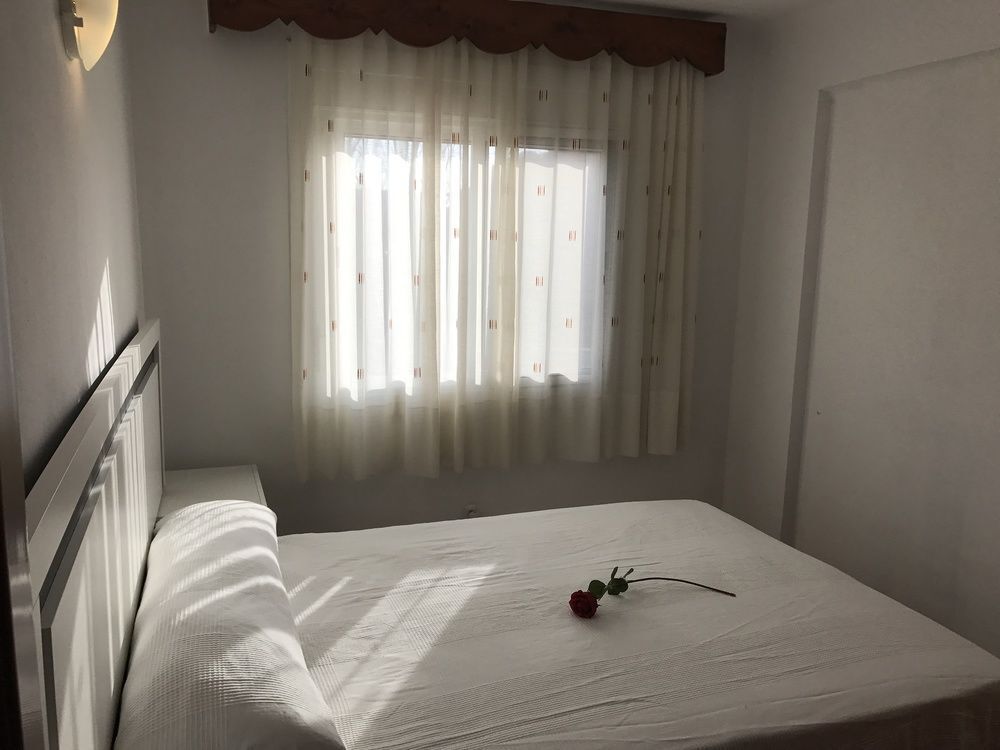 Pompeyo B in Cambrils, Spain