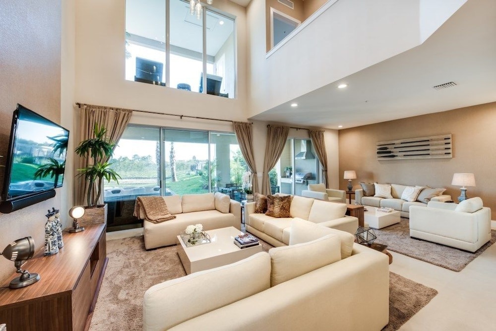 #13 Three Bedroom Villa — 4-Star Luxury Hotel in Kissimmee, United States