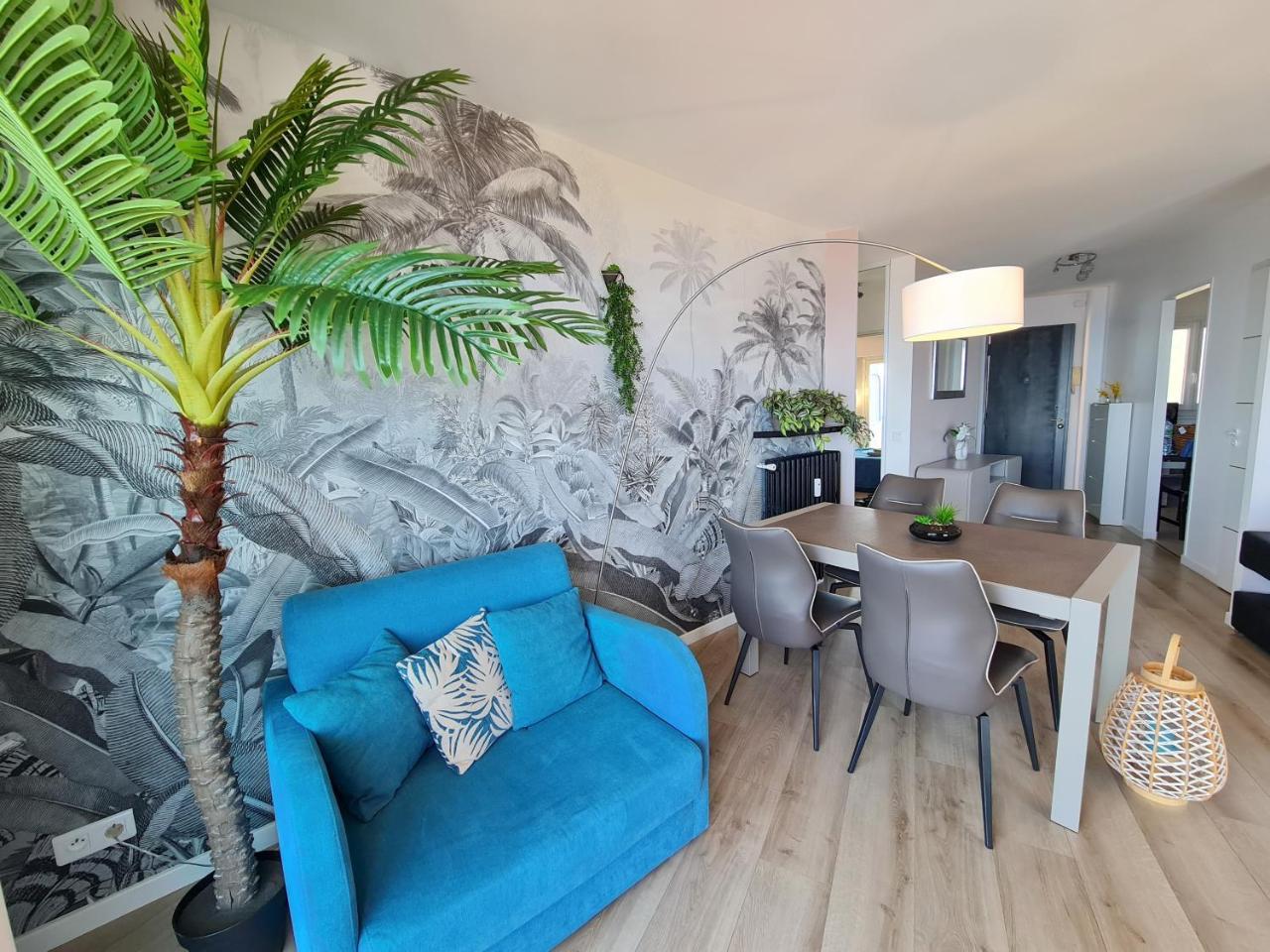 Western Cannes Panoramic View — Cannes — photo 4