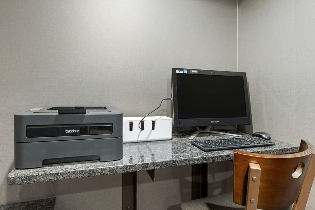 Best Western University Inn At Valparaiso - photo 30