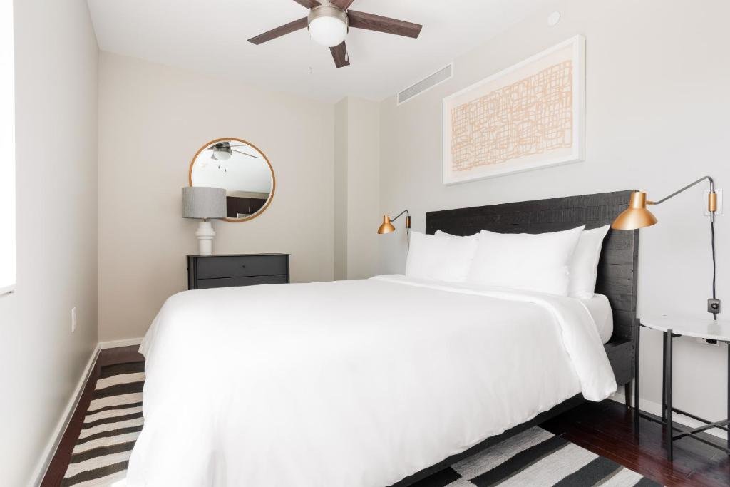 Sonder At Commerce Dallas