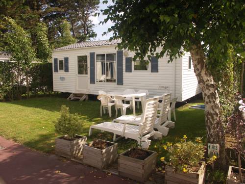 Camping De La Baie — 4-Star Luxury Hotel in La Trinite-Sur-Mer, France