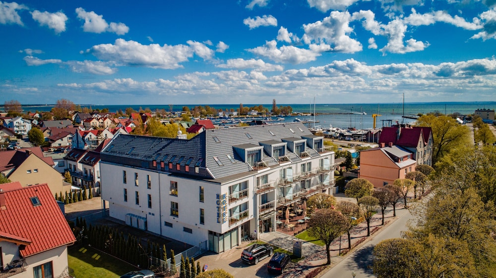 Hotel Jastarnia in Jastarnia, Poland