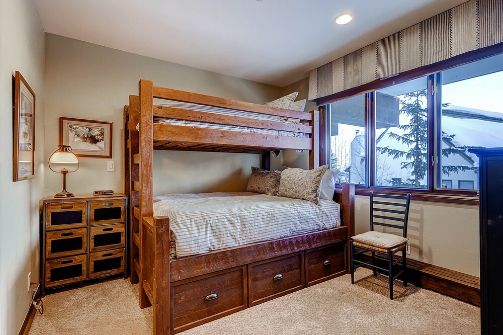 Highlands Slopeside by East West Hospitality - photo 81